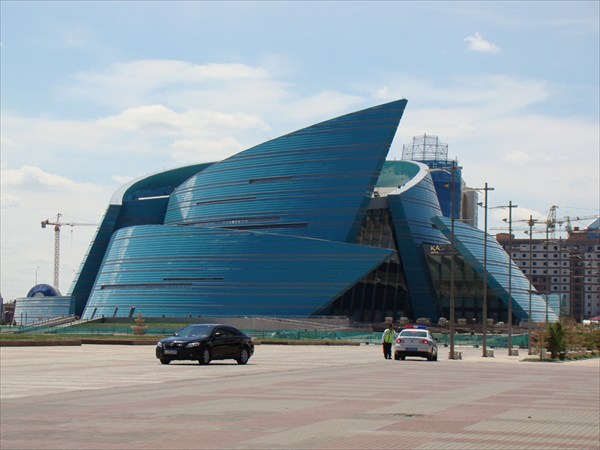Астана Арена